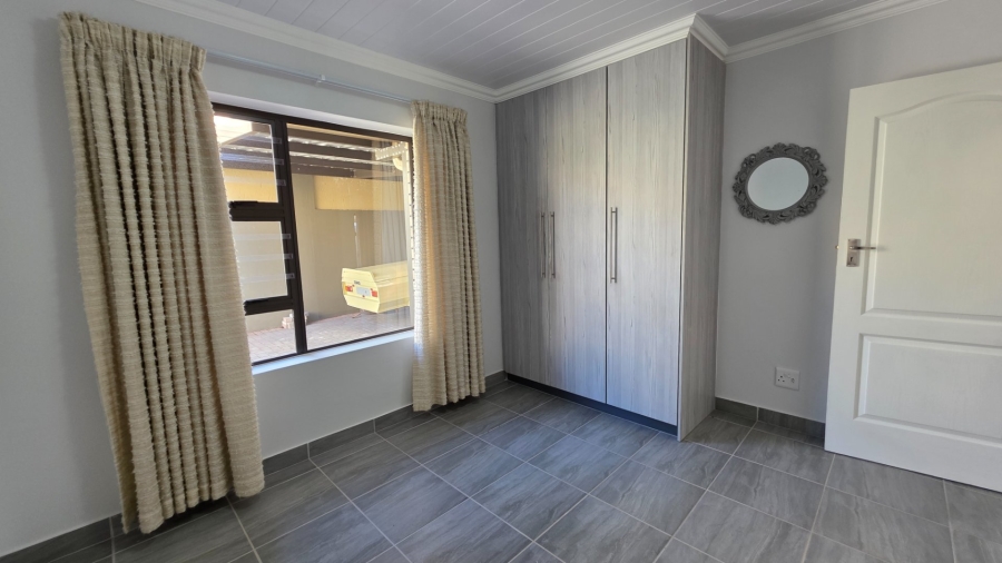 3 Bedroom Property for Sale in Seemeeu Park Western Cape